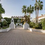 Penthouse Castillo 아파트 *